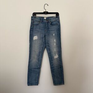 J. Crew Women’s Blue Ripped Jeans with Distressed Details and Stretch Size 25